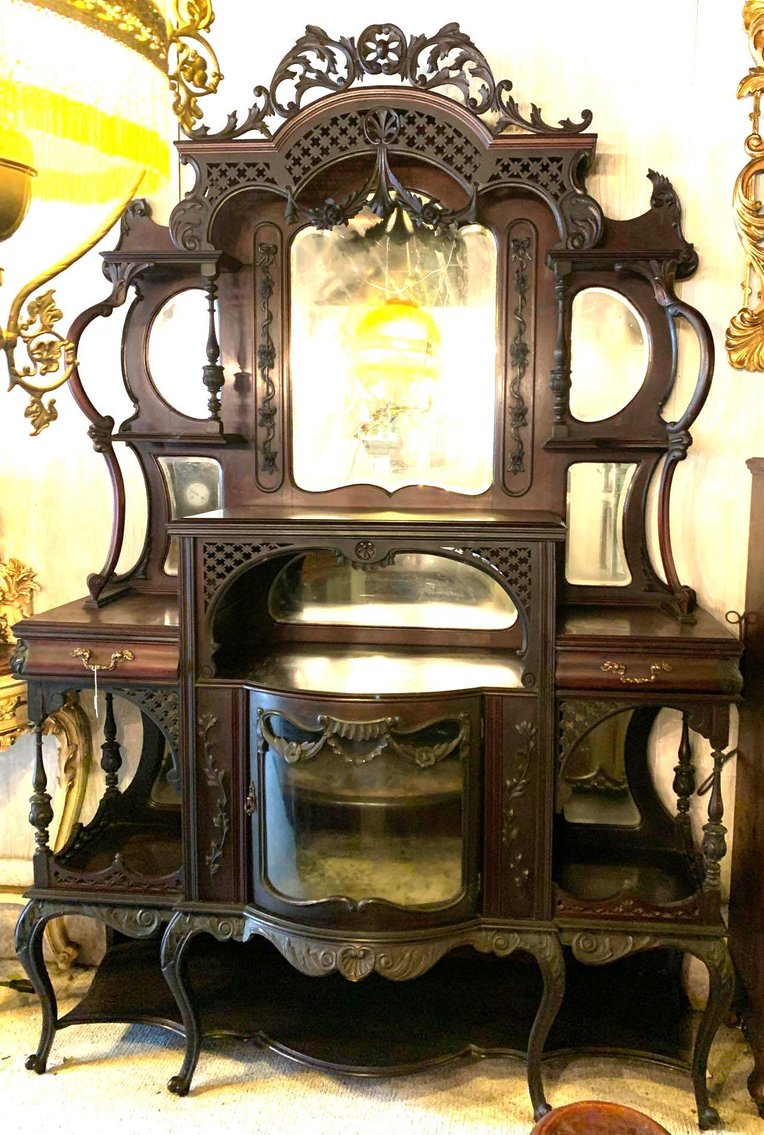 Image for Alderfer Online - Media, PA: 10-3-19 | Auction Features Furniture, Americana, Stoneware, Pottery, Quilts, China, Stained Glass, Marble Pedestals, Artwork, Sculptures, Urns, Clocks, Lighting & More