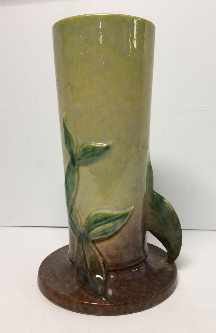 Image for Alderfer Online - Roseville Pottery Auction Part 2: 10-7-19