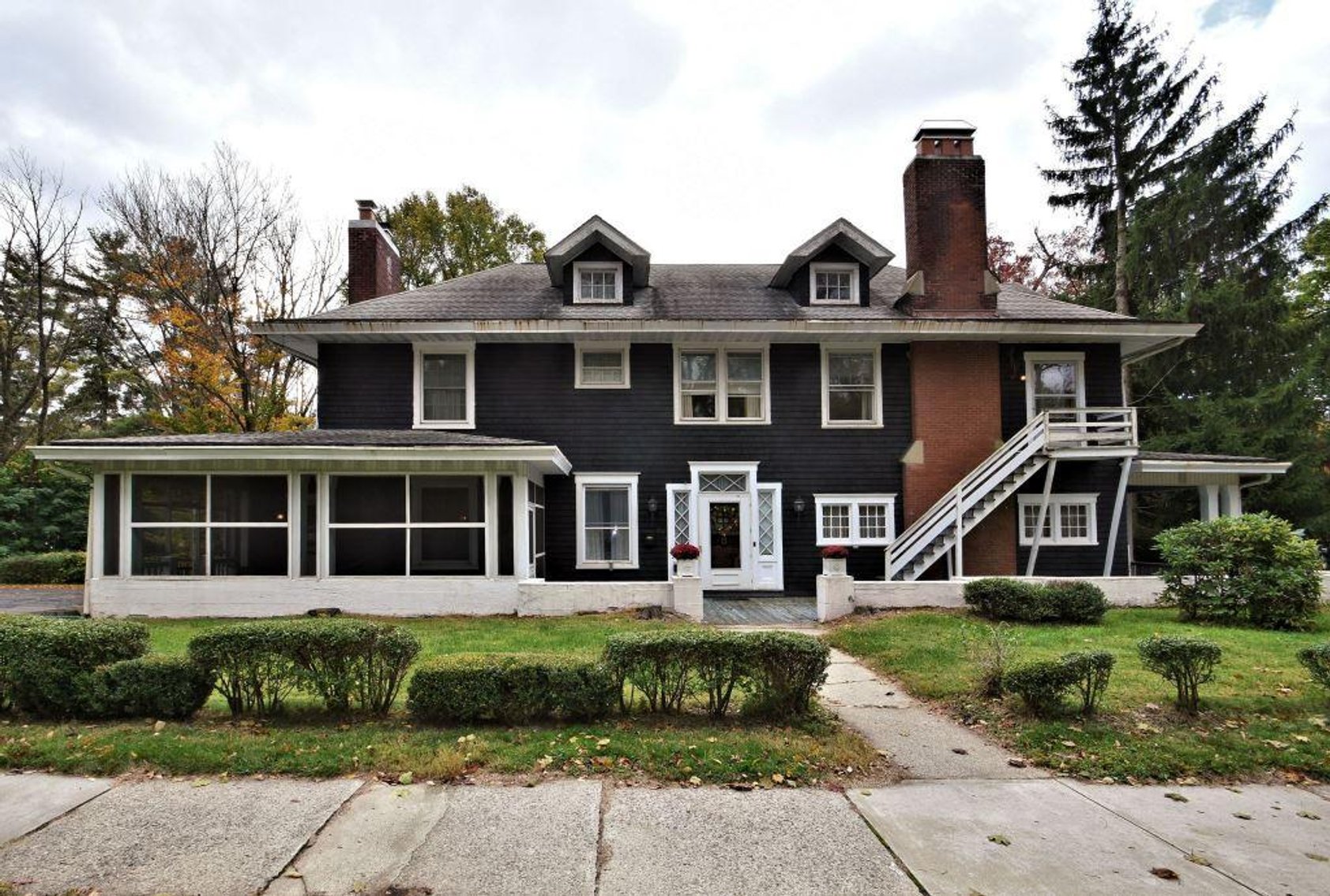 Image for Live and Online Real Estate Auction - Palmerton, PA: 11-20-19