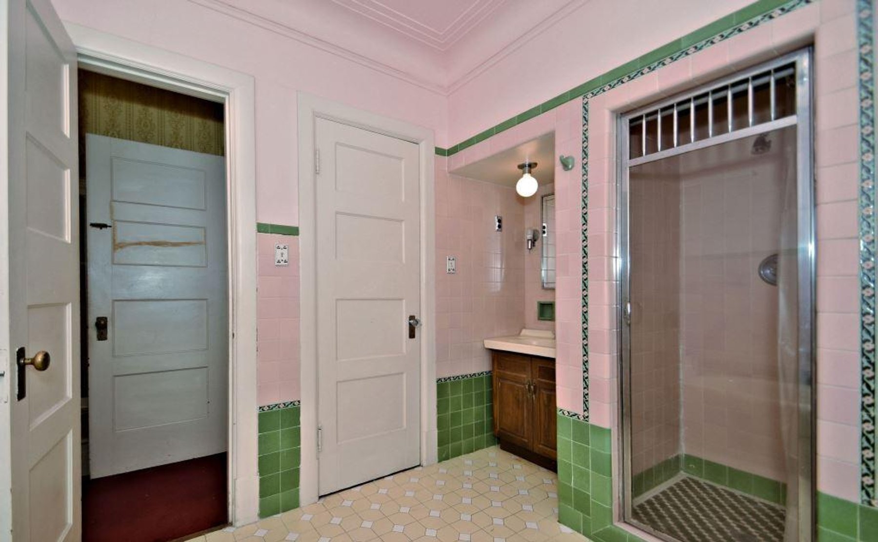 Image for Live and Online Real Estate Auction - Palmerton, PA: 11-20-19