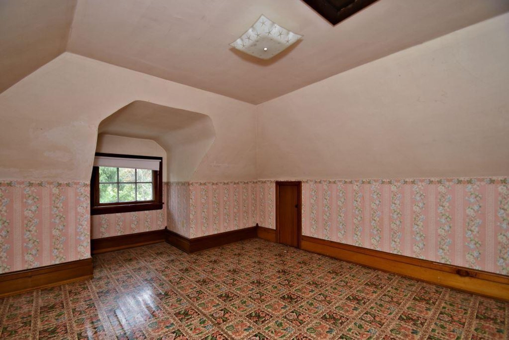 Image for Live and Online Real Estate Auction - Palmerton, PA: 11-20-19