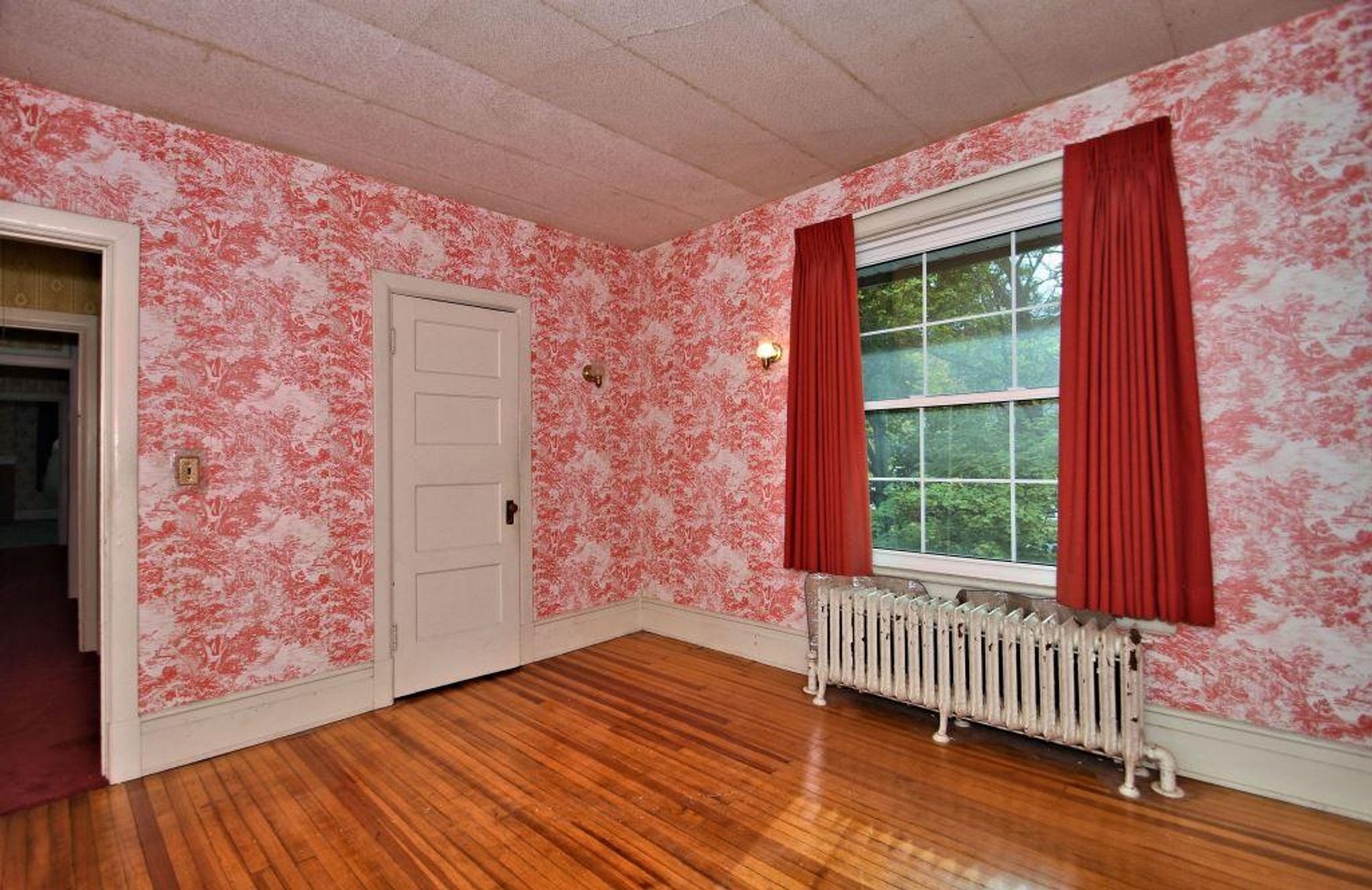 Image for Live and Online Real Estate Auction - Palmerton, PA: 11-20-19