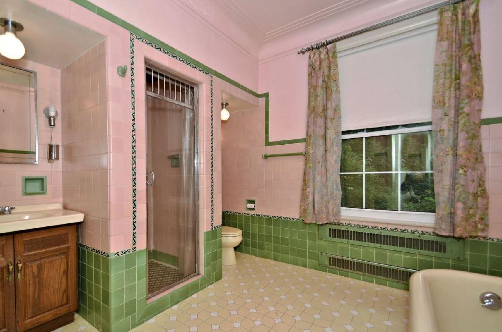 Image for Live and Online Real Estate Auction - Palmerton, PA: 11-20-19