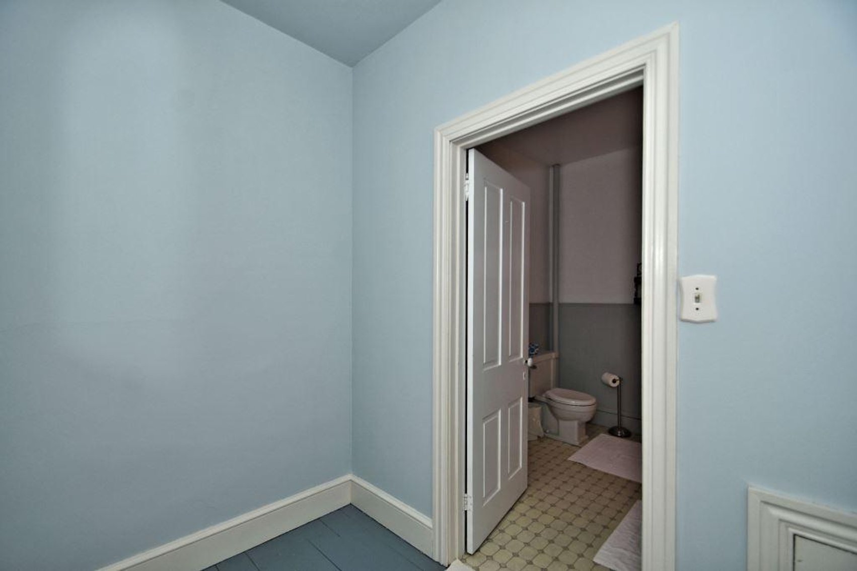 Image for Live and Online Real Estate Auction - Birdsboro, PA: 11-21-19