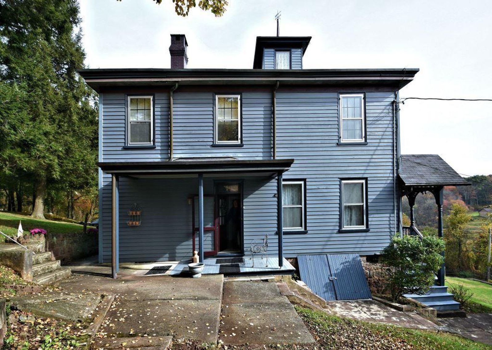 Image for Live and Online Real Estate Auction - Birdsboro, PA: 11-21-19