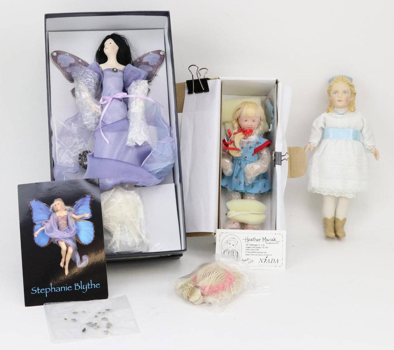 Image for LOT OF ARTIST DOLLS.