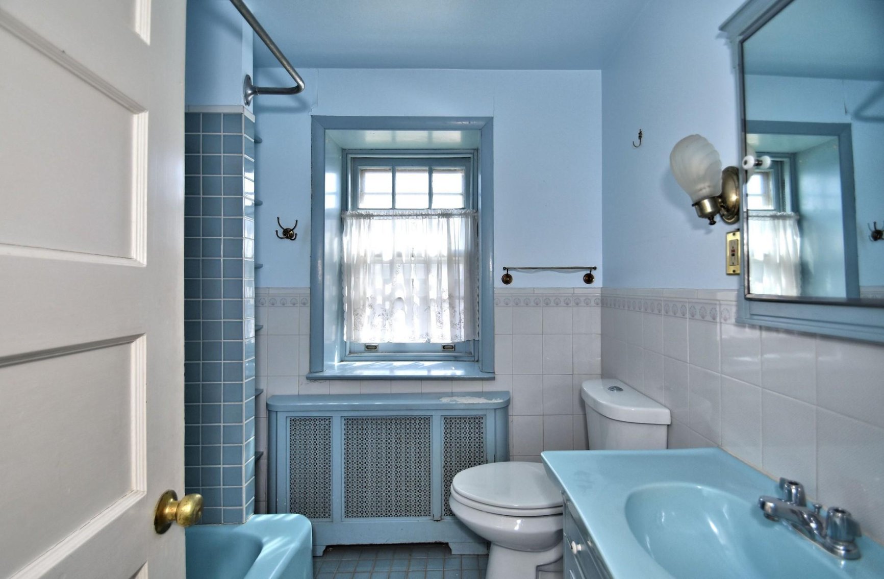 Image for Real Estate | 1444 Wheatsheaf Lane, Abington, PA | June 11, 2020 at 6:00 PM