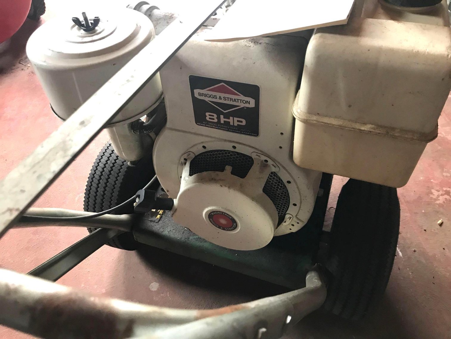 Image for Mighty Mac Leaf Blower