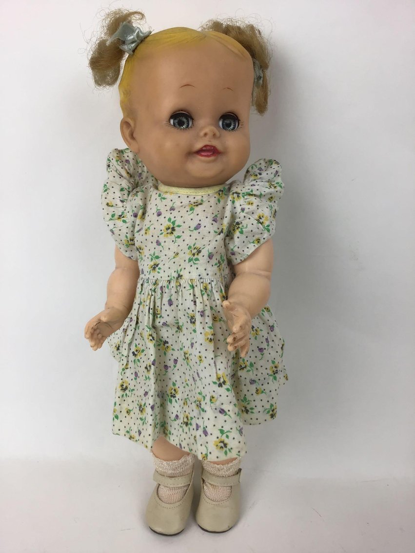 Image for PAIR OF BONNIE BRAIDS DOLLS.