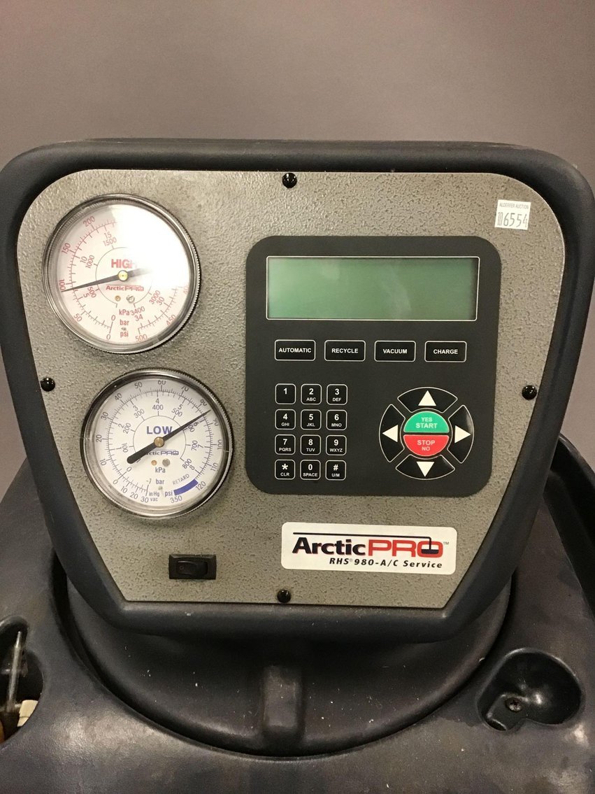 Image for Arctic Pro RHS 980 Air Conditioning Service System