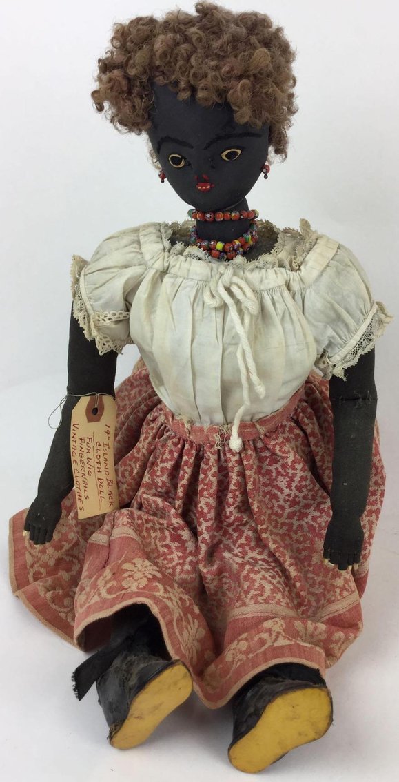 Image for LOT OF CLOTH DOLLS.