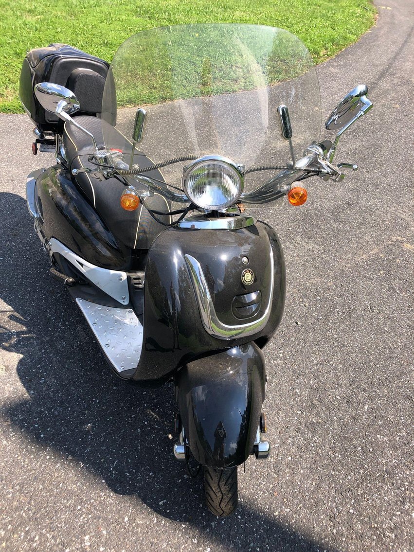 Image for 2011 Boreem Motorsports Heritage 150 Motor Scooter