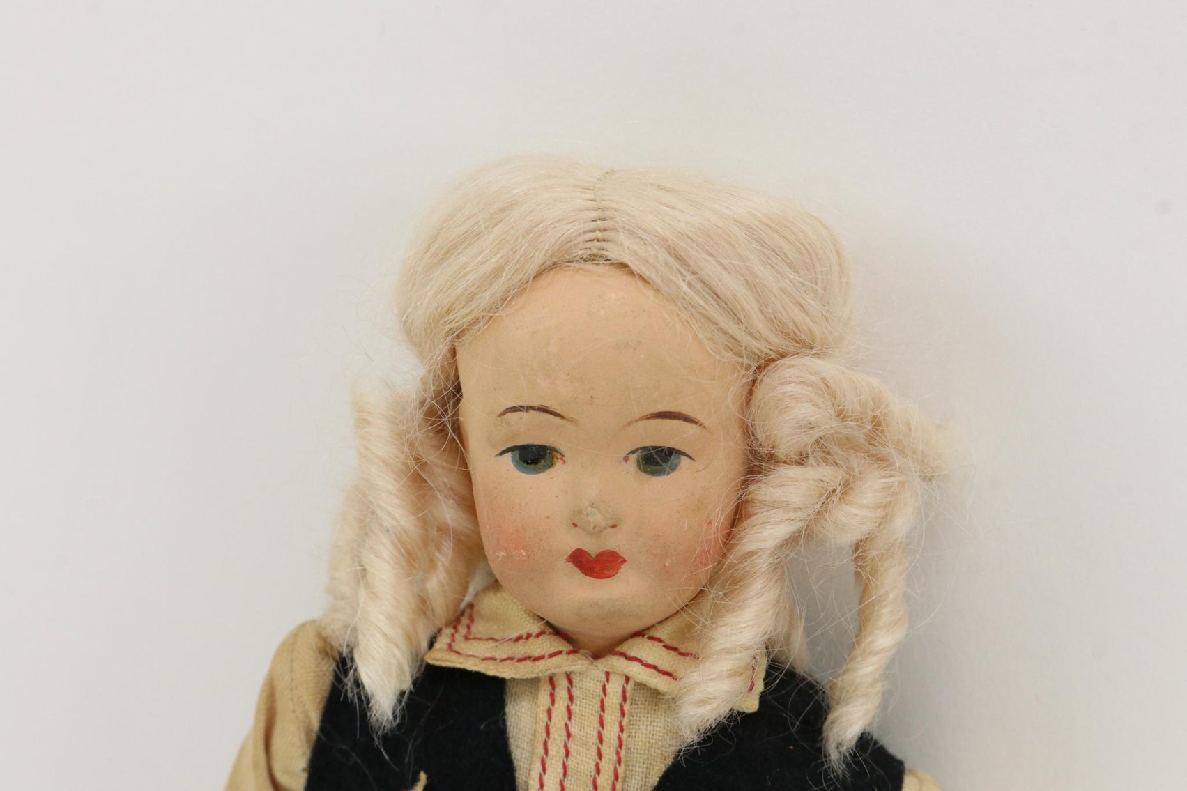 Image for LOT OF DOLLS REPRESENTING OTHER COUNTRIES.