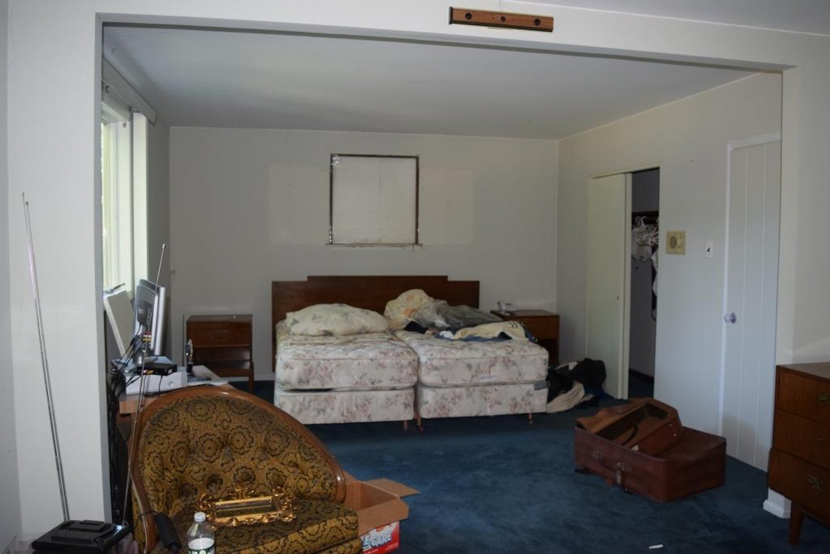 Image for Real Estate | 859 Ivyland Rd Warminster, PA 18974 | October 24, 2020 at 11:00 AM