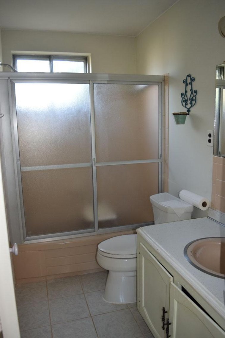 Image for Real Estate | 859 Ivyland Rd Warminster, PA 18974 | October 24, 2020 at 11:00 AM