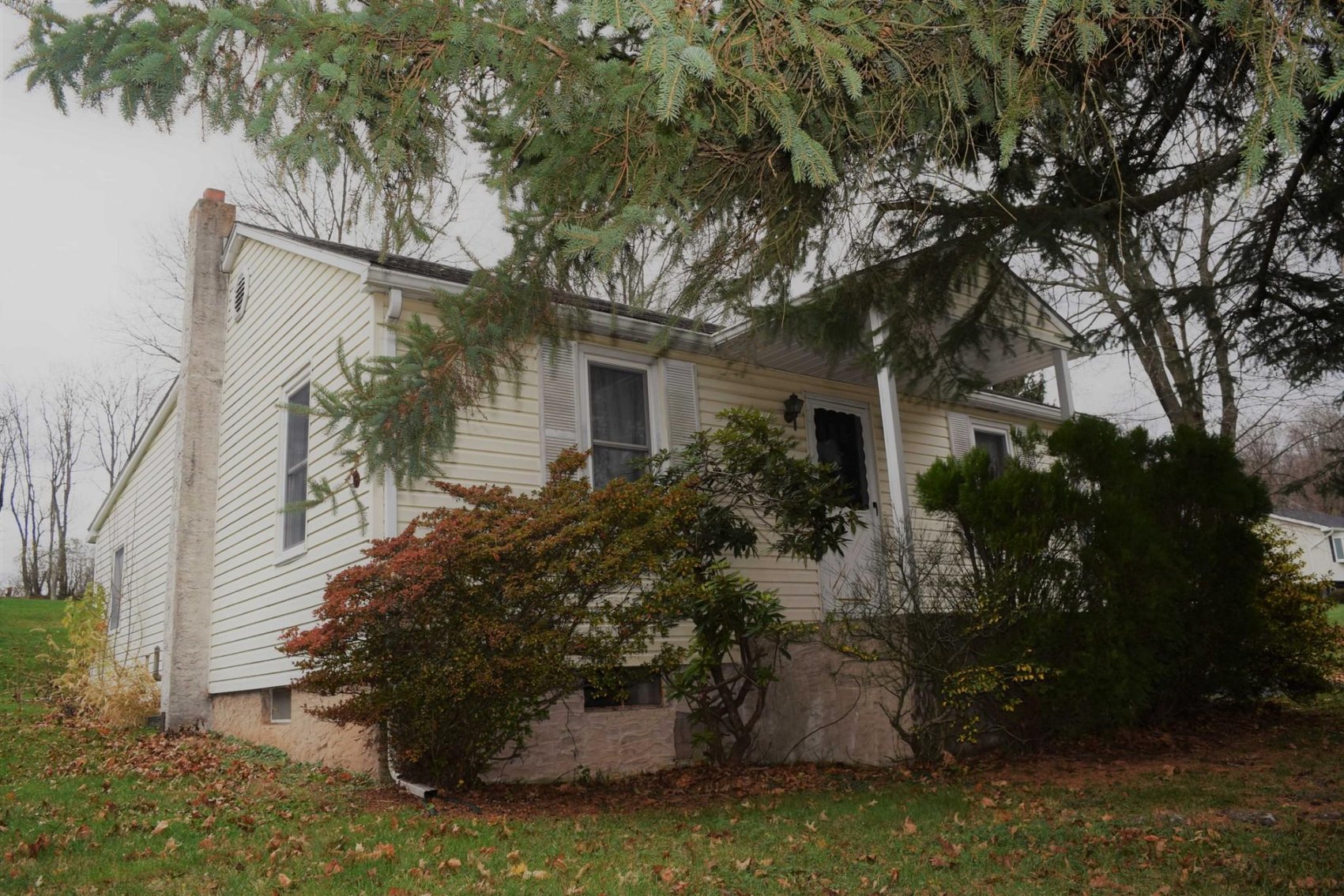 Image for Real Estate | 1416 Wind Hill Rd., Coopersburg, PA. 18036 | December 12, 2020 at 3:00 PM