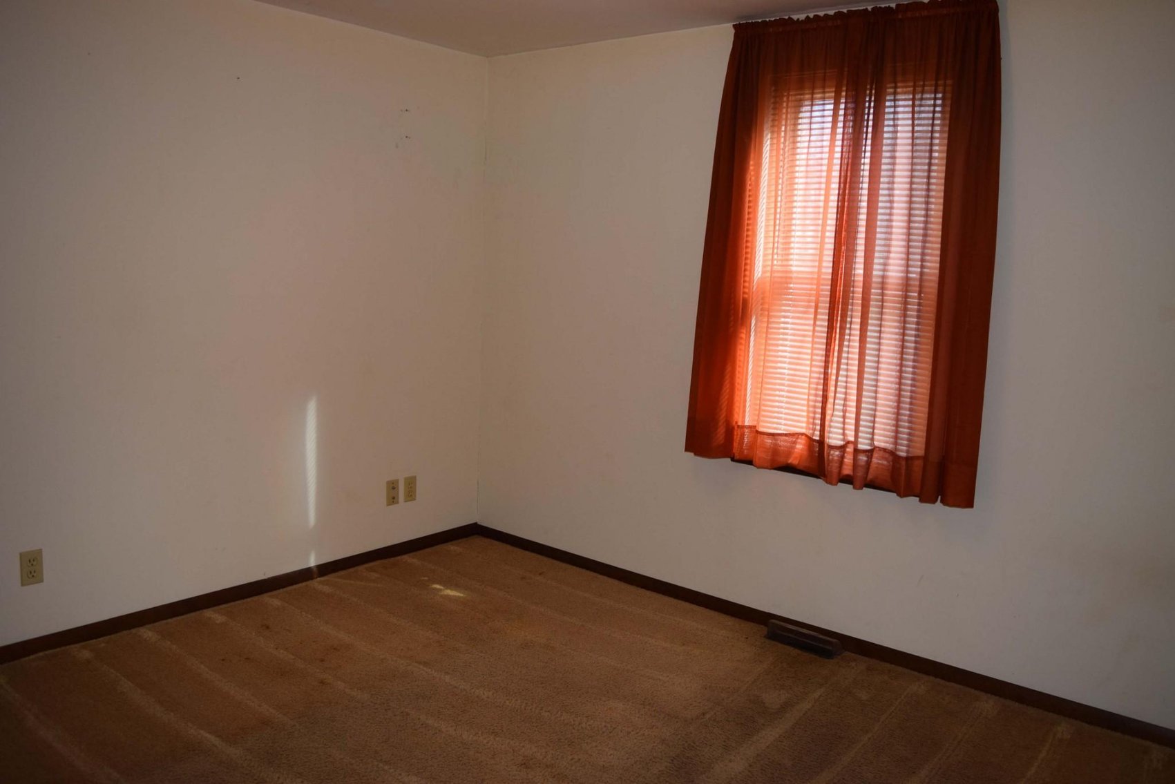 Image for Real Estate | 1416 Wind Hill Rd., Coopersburg, PA. 18036 | December 12, 2020 at 3:00 PM