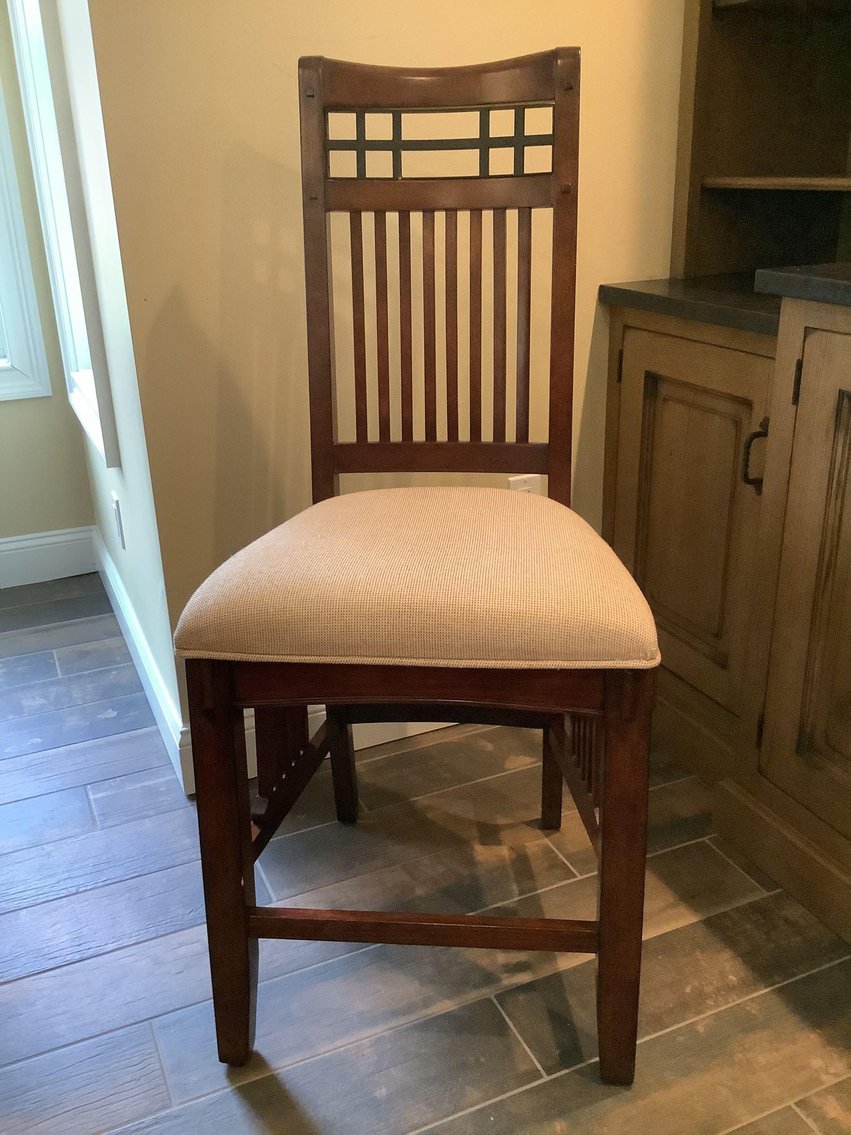 Image for Broyhill Pub Table & Chairs