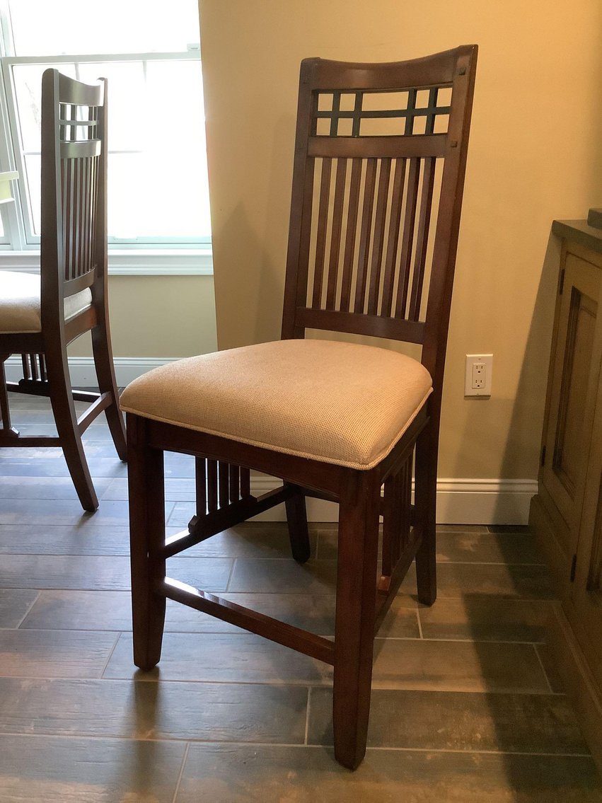 Image for Broyhill Pub Table & Chairs