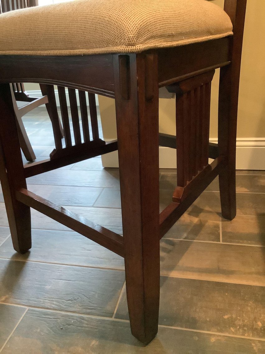 Image for Broyhill Pub Table & Chairs