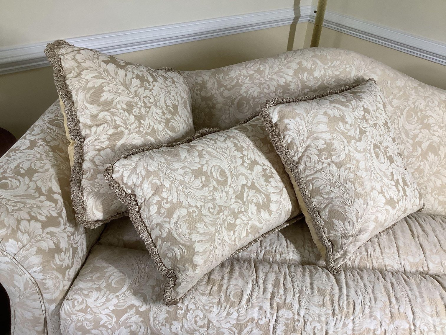 Image for Schnadig Sofa