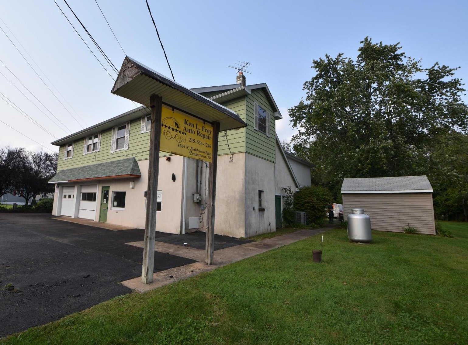 Image for Commercial Real Estate | Frey Auto Repair Shop | 1669 N. Old Bethlehem Pike, Quakertown, Pa. 18951 | November  4, 2021 at 4:00 PM