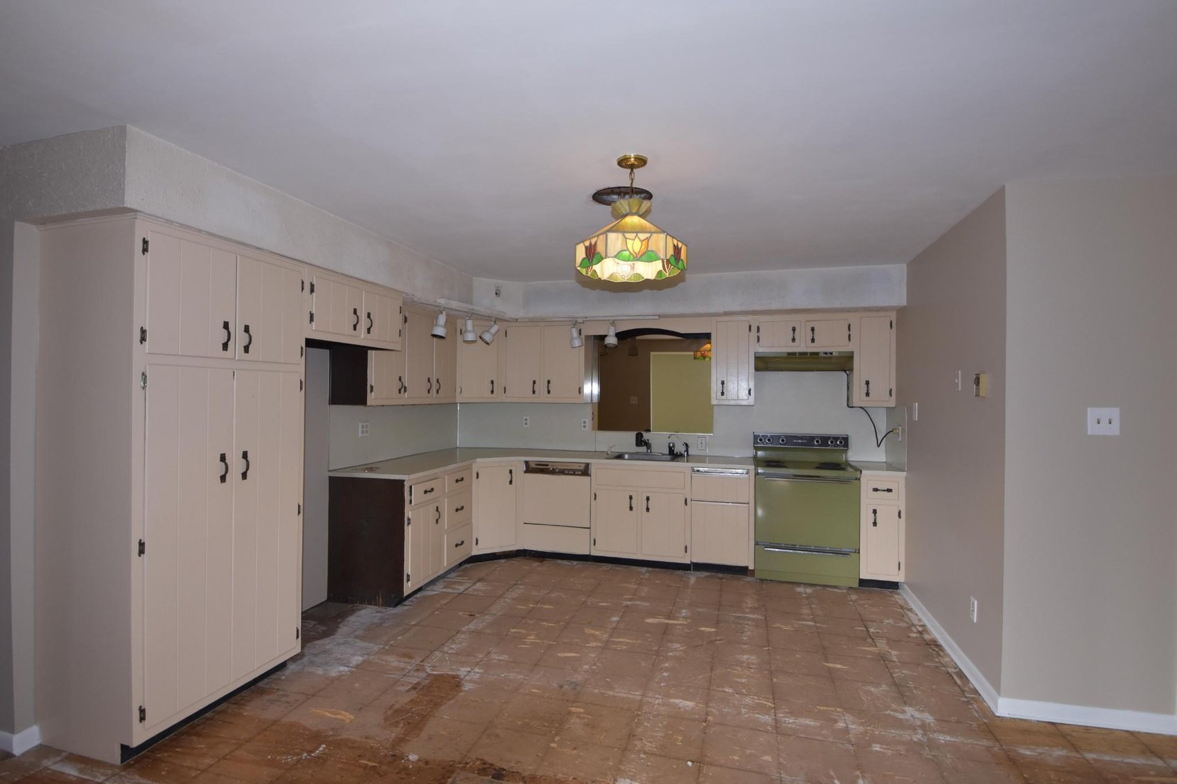 Image for Commercial Real Estate | Frey Auto Repair Shop | 1669 N. Old Bethlehem Pike, Quakertown, Pa. 18951 | November  4, 2021 at 4:00 PM