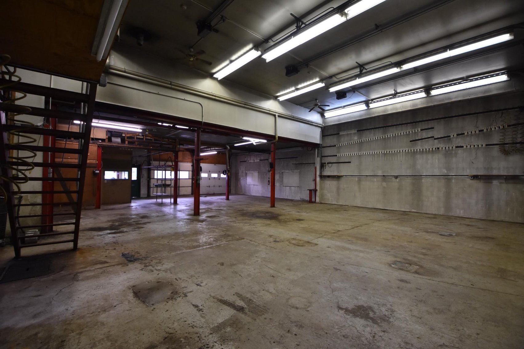 Image for Commercial Real Estate | Frey Auto Repair Shop | 1669 N. Old Bethlehem Pike, Quakertown, Pa. 18951 | November  4, 2021 at 4:00 PM