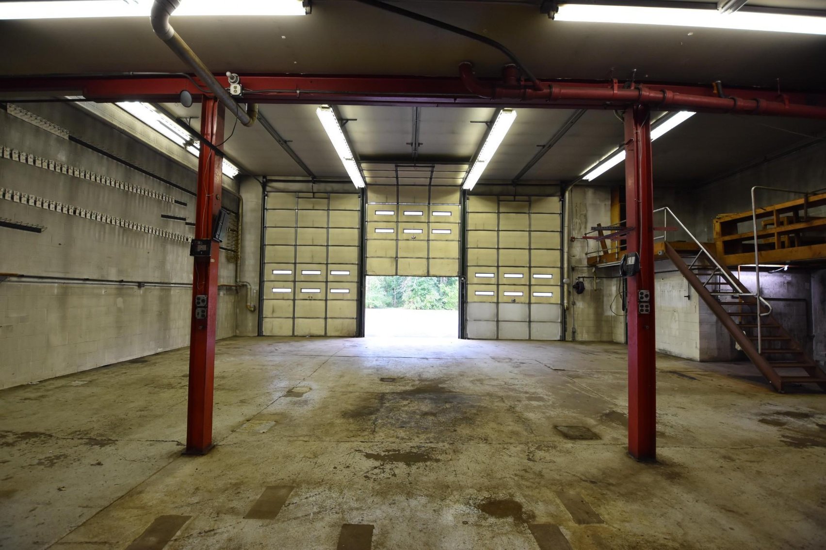 Image for Commercial Real Estate | Frey Auto Repair Shop | 1669 N. Old Bethlehem Pike, Quakertown, Pa. 18951 | November  4, 2021 at 4:00 PM