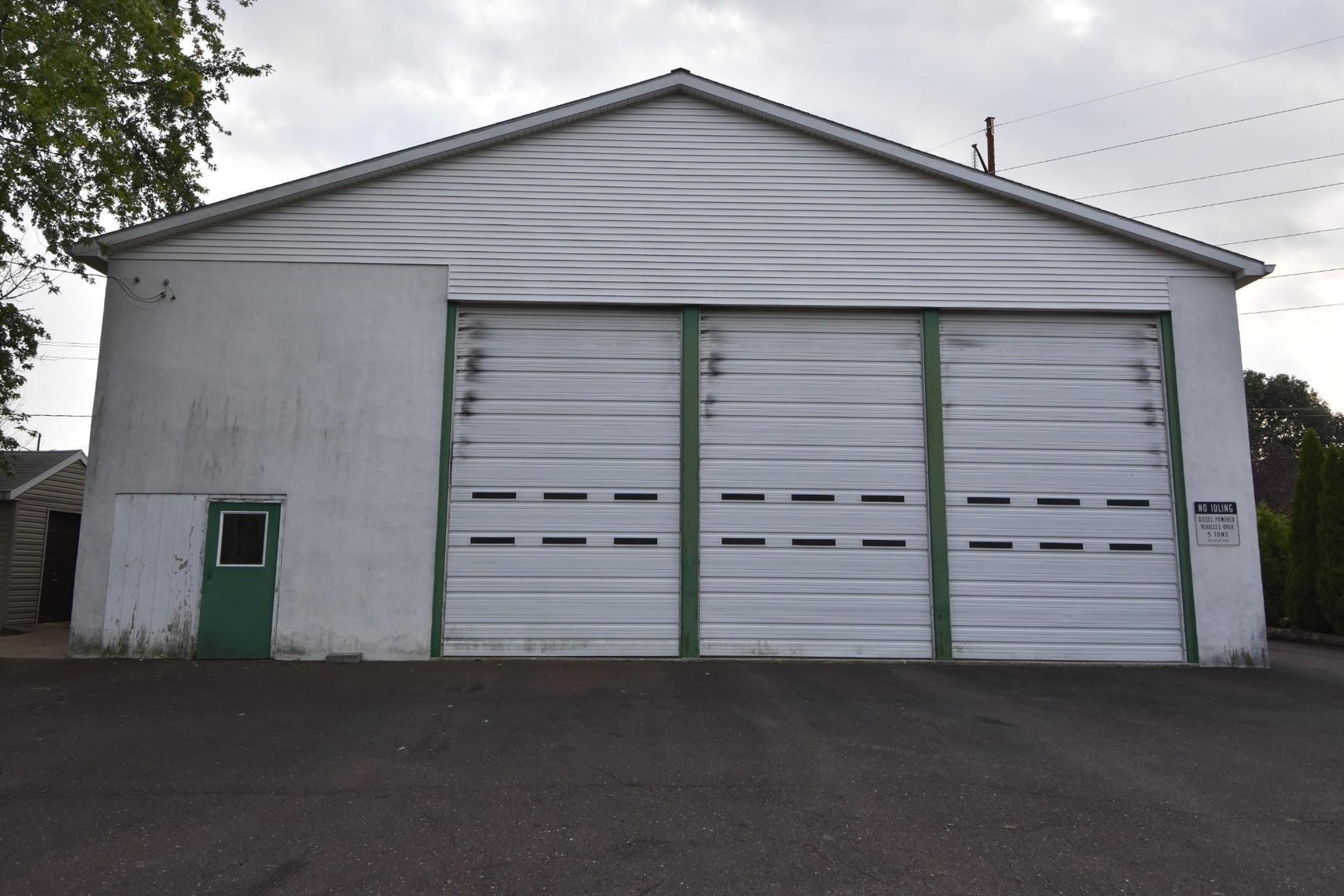 Image for Commercial Real Estate | Frey Auto Repair Shop | 1669 N. Old Bethlehem Pike, Quakertown, Pa. 18951 | November  4, 2021 at 4:00 PM