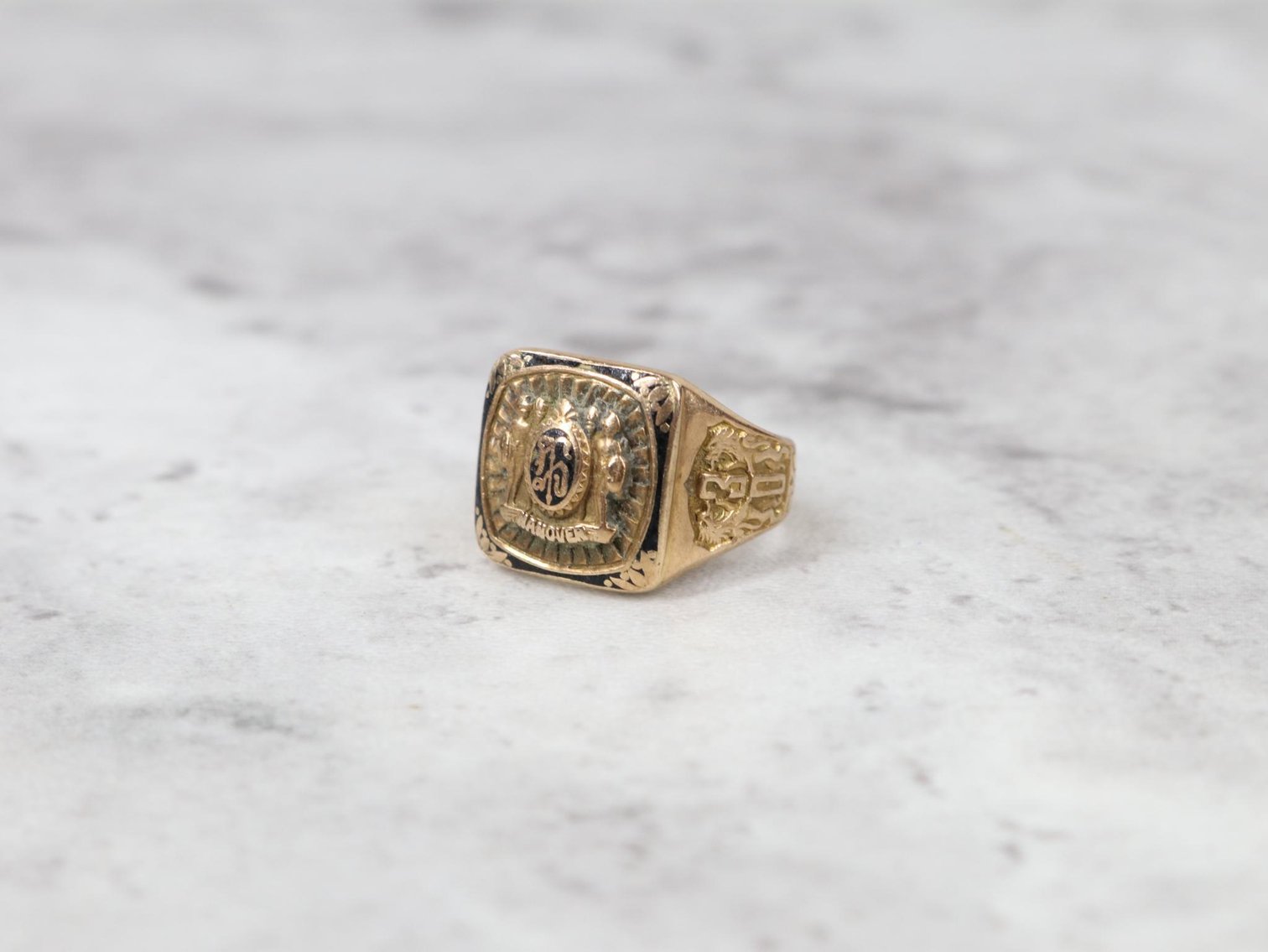 Image for 10KY Gold Class Ring