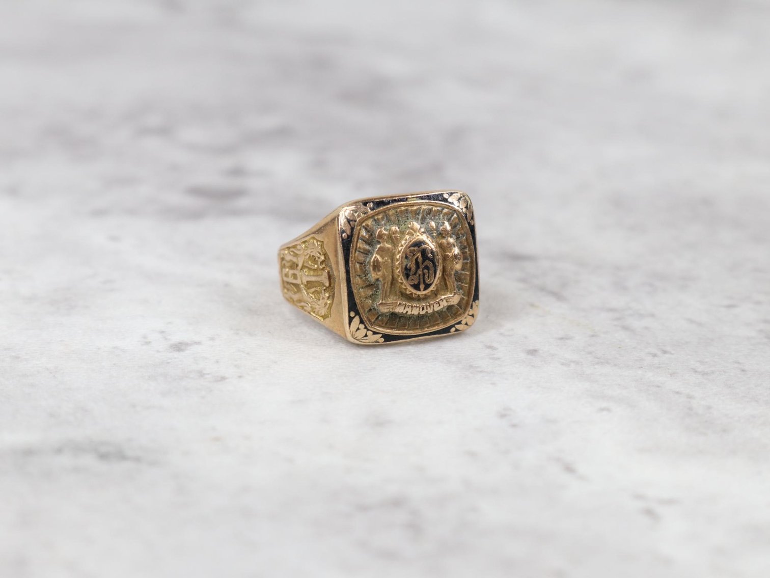 Image for 10KY Gold Class Ring