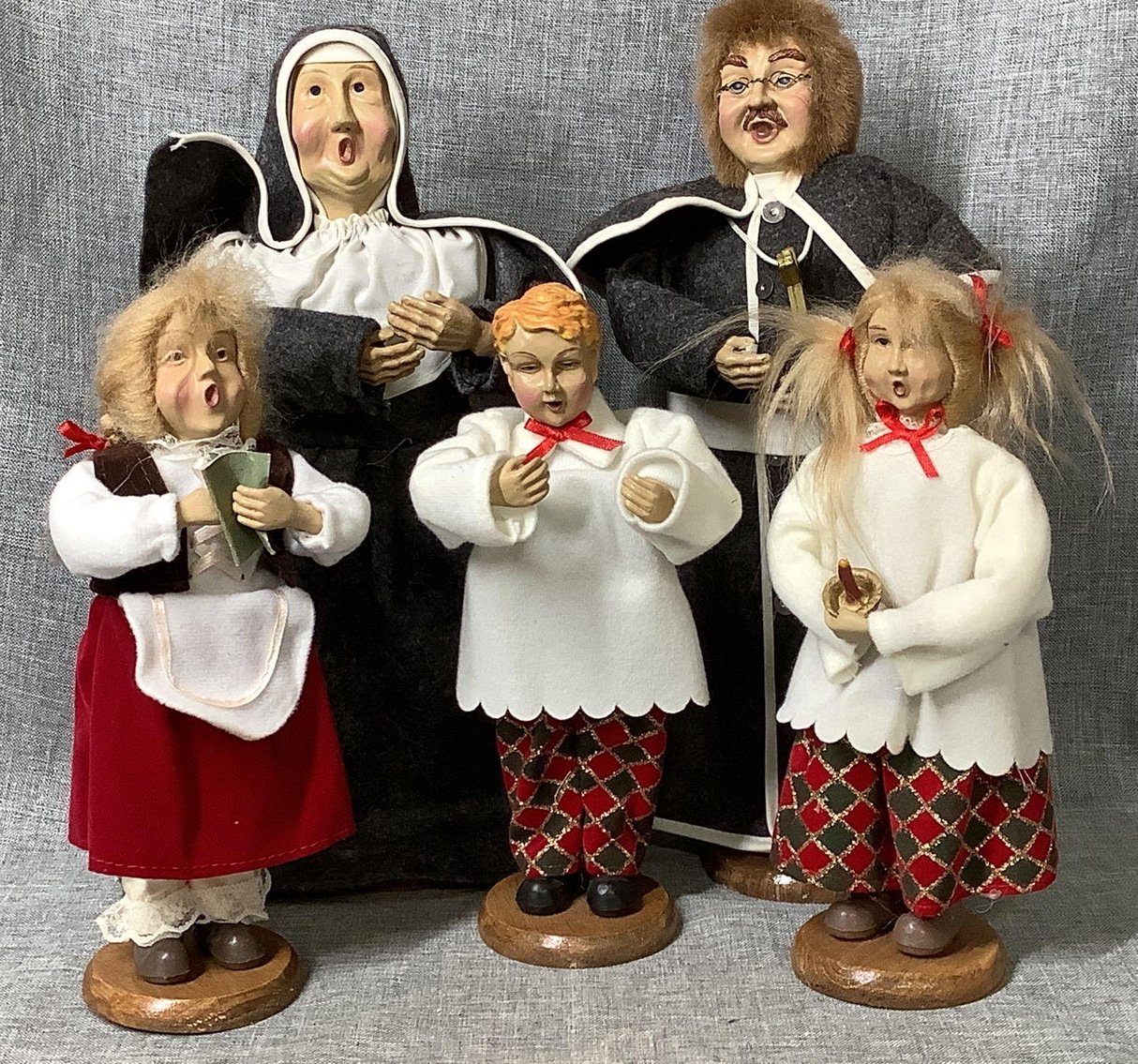 Image for Caroler Dolls