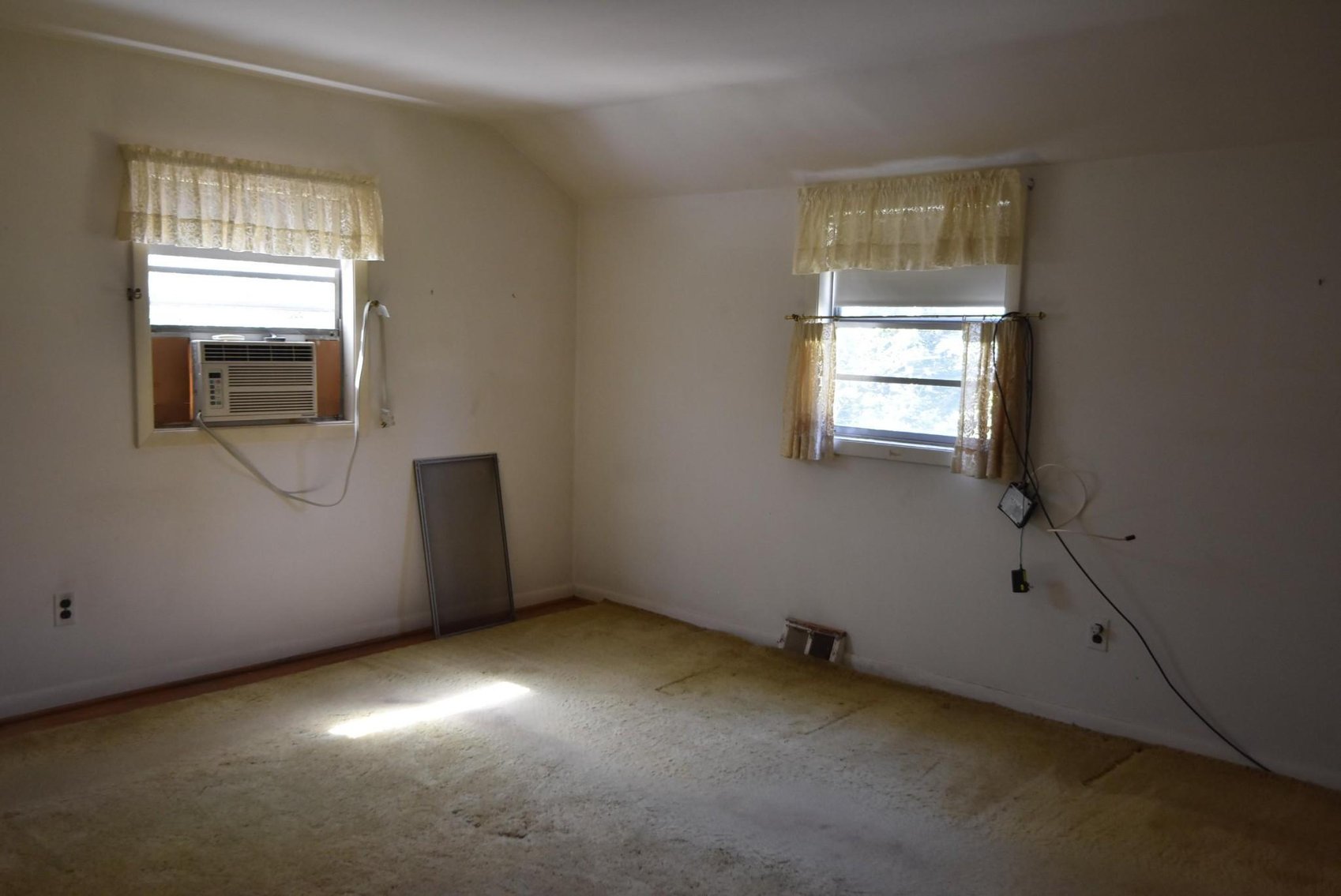 Image for Real Estate | 229 Lower Valley Road, North Wales, PA 19454 | May 26, 2022 at 4:00 PM