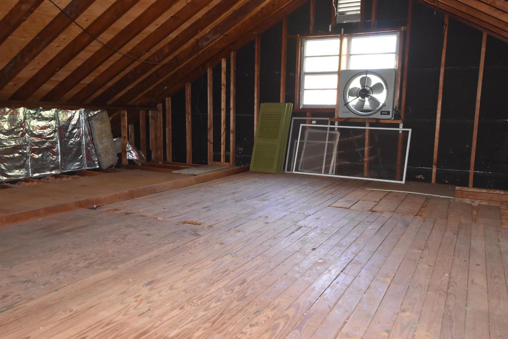 Image for Real Estate | 229 Lower Valley Road, North Wales, PA 19454 | May 26, 2022 at 4:00 PM