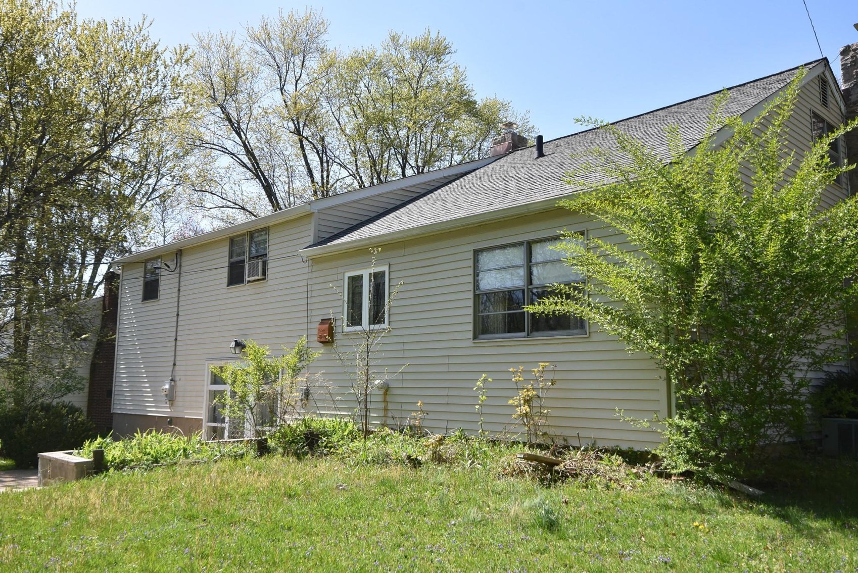 Image for Real Estate | 229 Lower Valley Road, North Wales, PA 19454 | May 26, 2022 at 4:00 PM