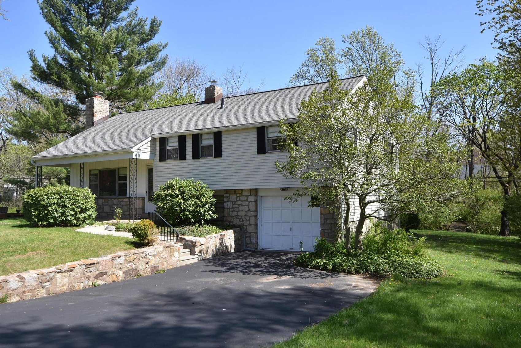 Image for Real Estate | 229 Lower Valley Road, North Wales, PA 19454 | May 26, 2022 at 4:00 PM