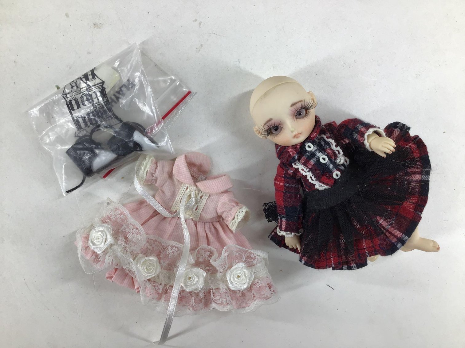Image for LOT OF BJD DOLLS.