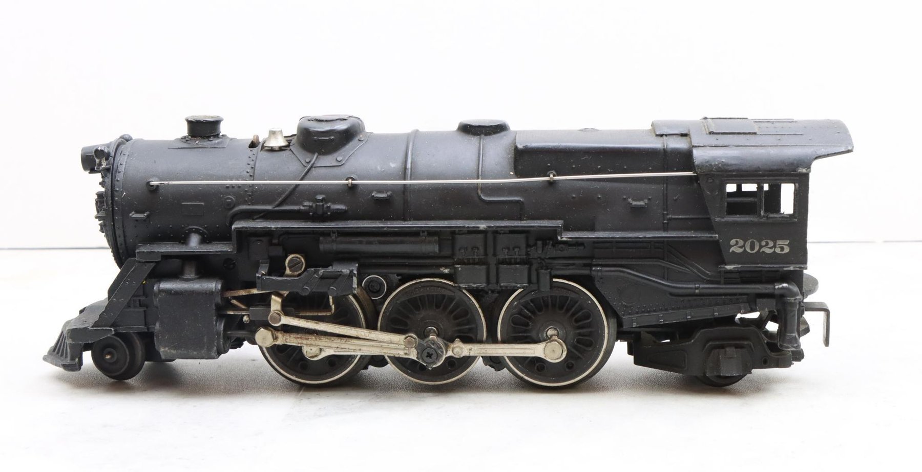 Image for Lionel Trains 2025 Locomotive and 6466T Tender