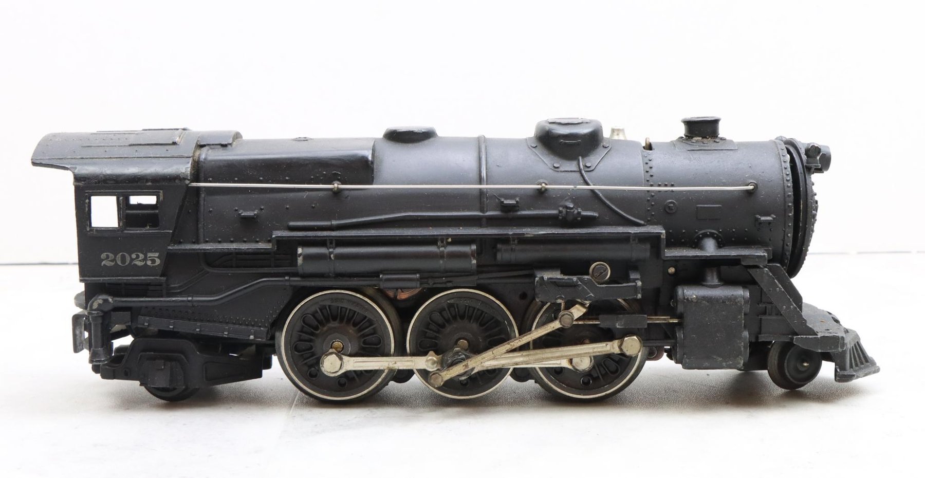 Image for Lionel Trains 2025 Locomotive and 6466T Tender