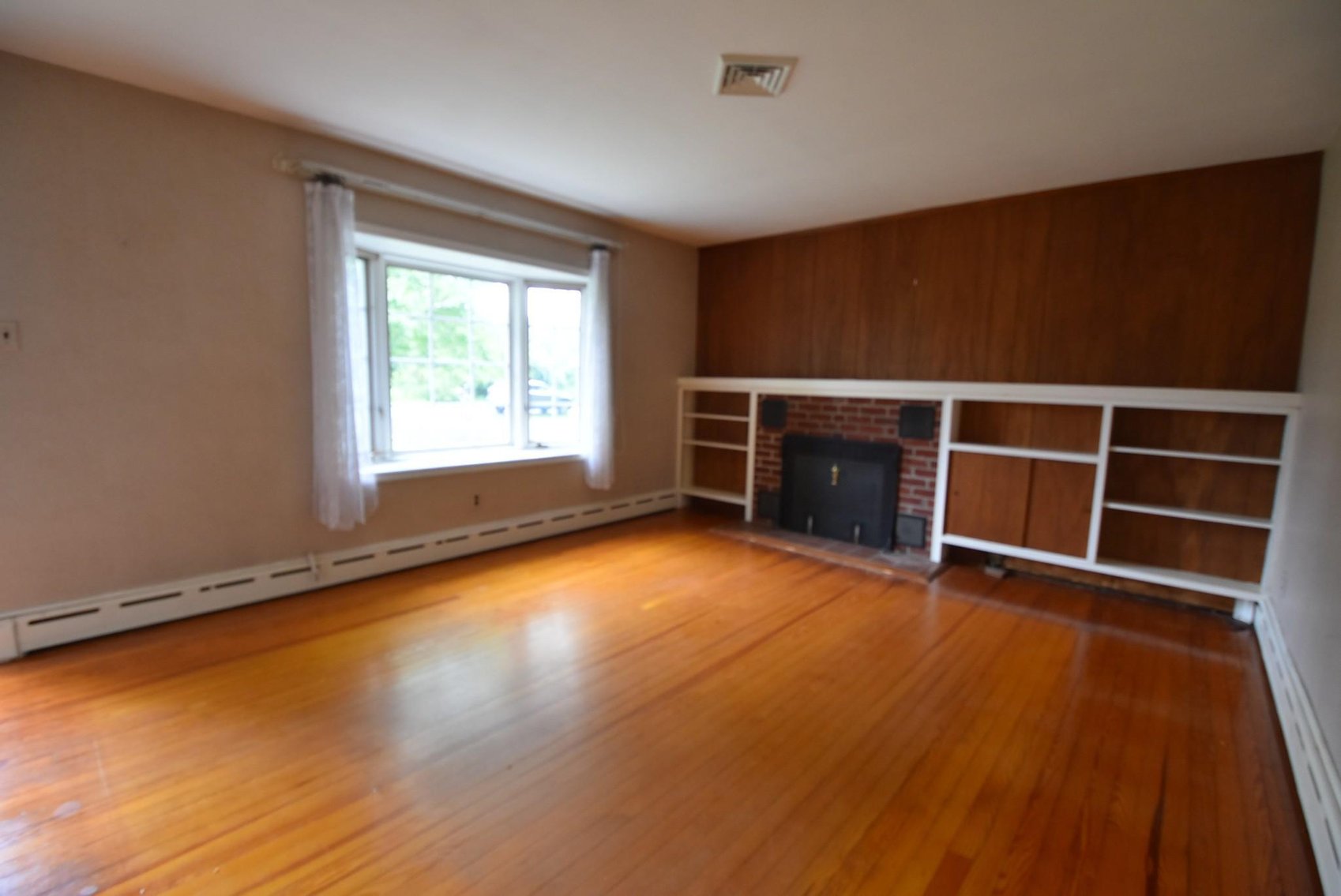 Image for Real Estate | 1640 Clearview Rd., Lansdale, Pa. 19446 at 4:00 PM