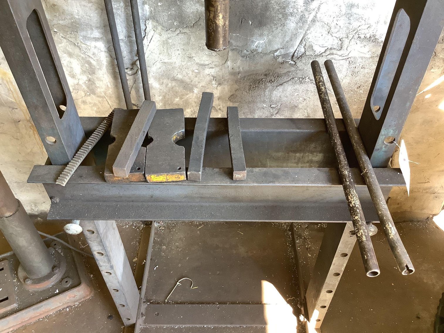 Image for Walker Hydraulic Press