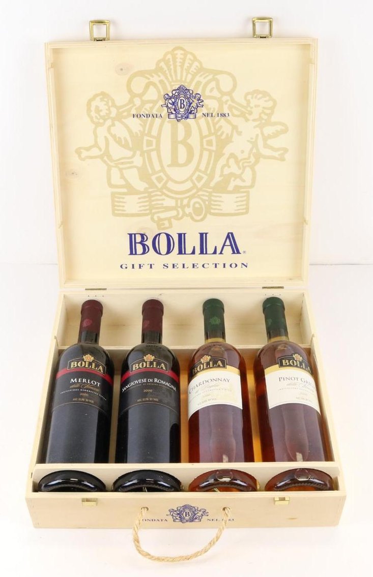 Image for Castel Del Monte Case & Bolla Gift Selection Box
