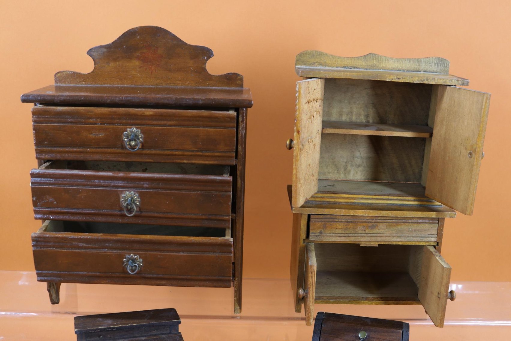 Image for MINIATURES/FURNITURE.