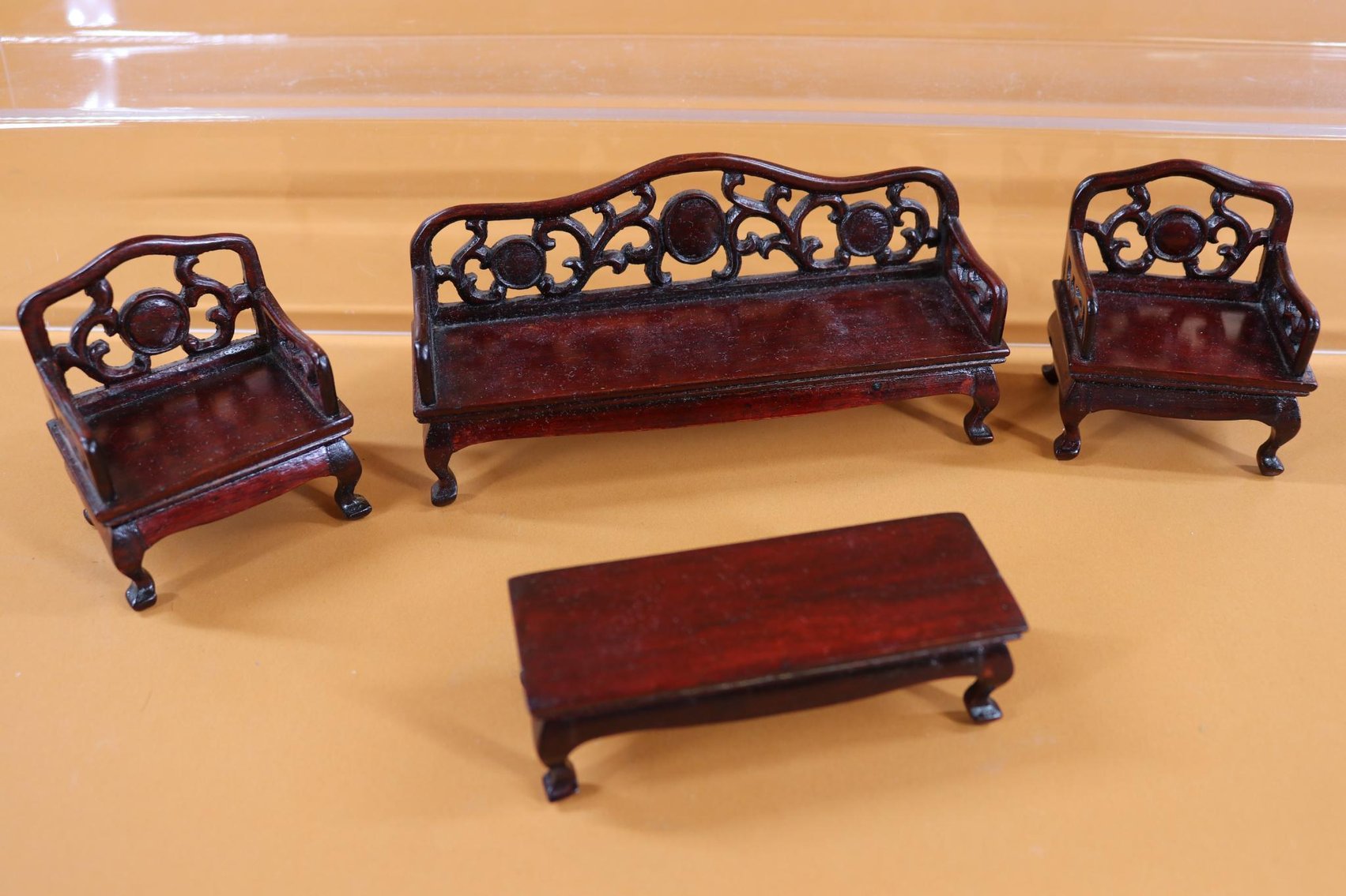 Image for MINIATURES/FURNITURE.