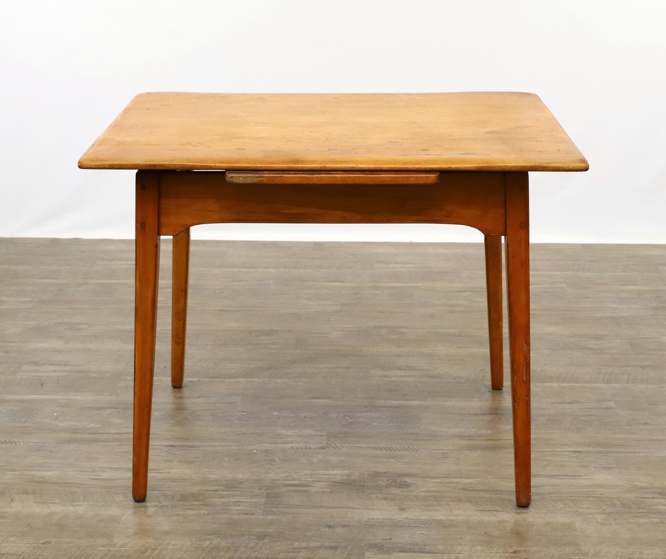 Image for Cushman Colonial Creations Dining Table