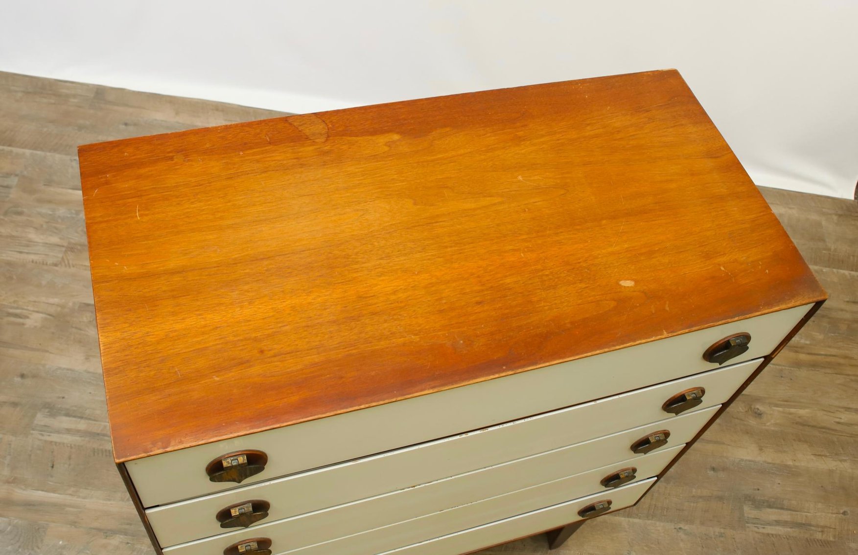 Image for Distinctive Furniture by Stanley Chest of Drawers