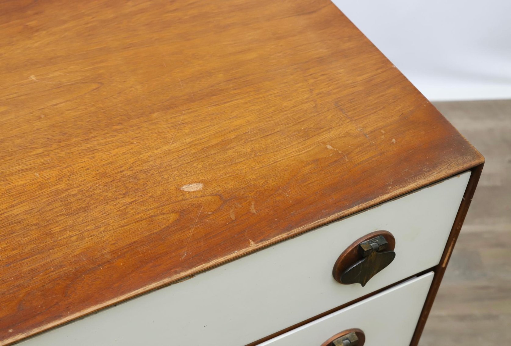 Image for Distinctive Furniture by Stanley Chest of Drawers