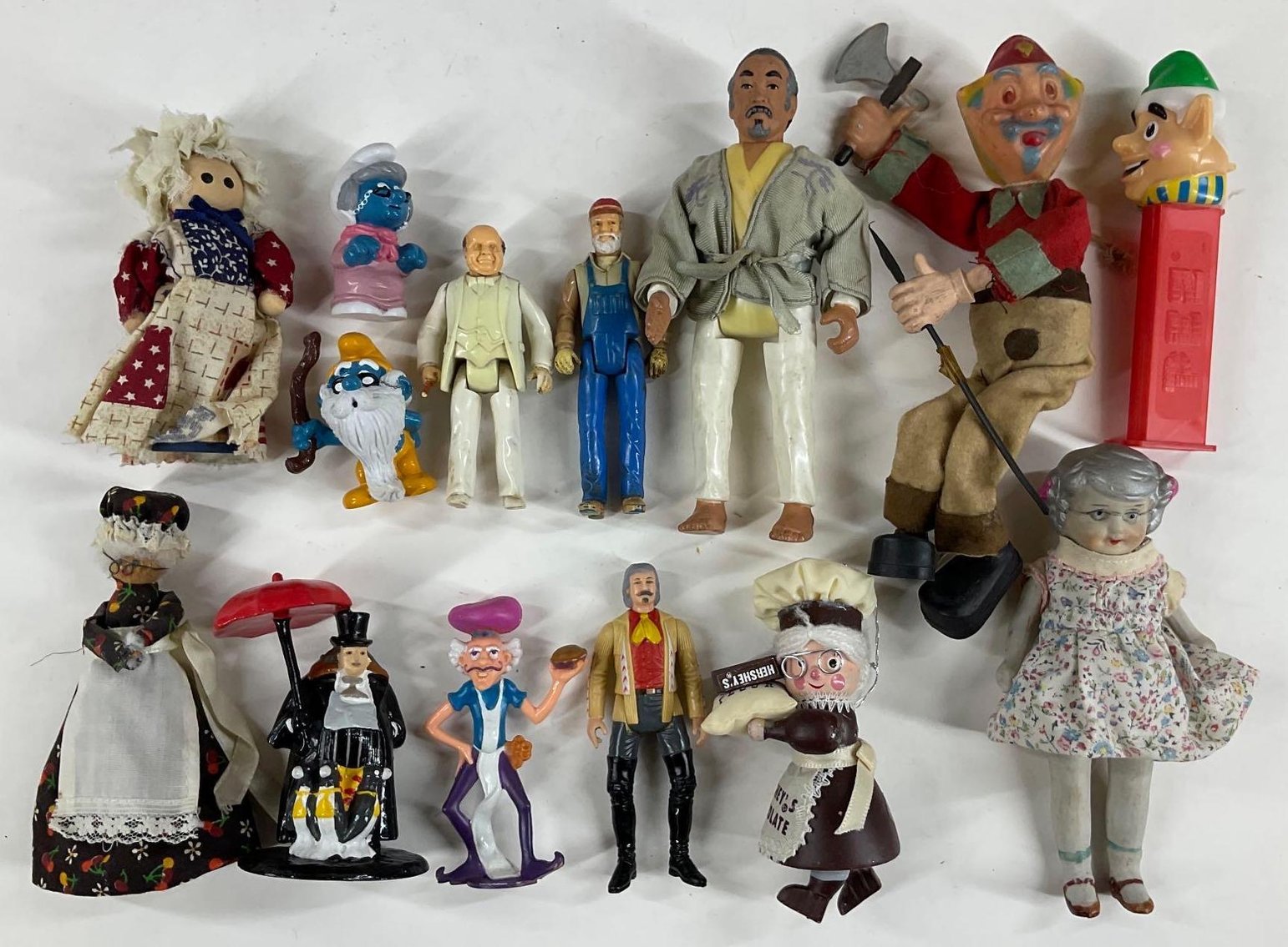 Image for LOT OF DOLLS.