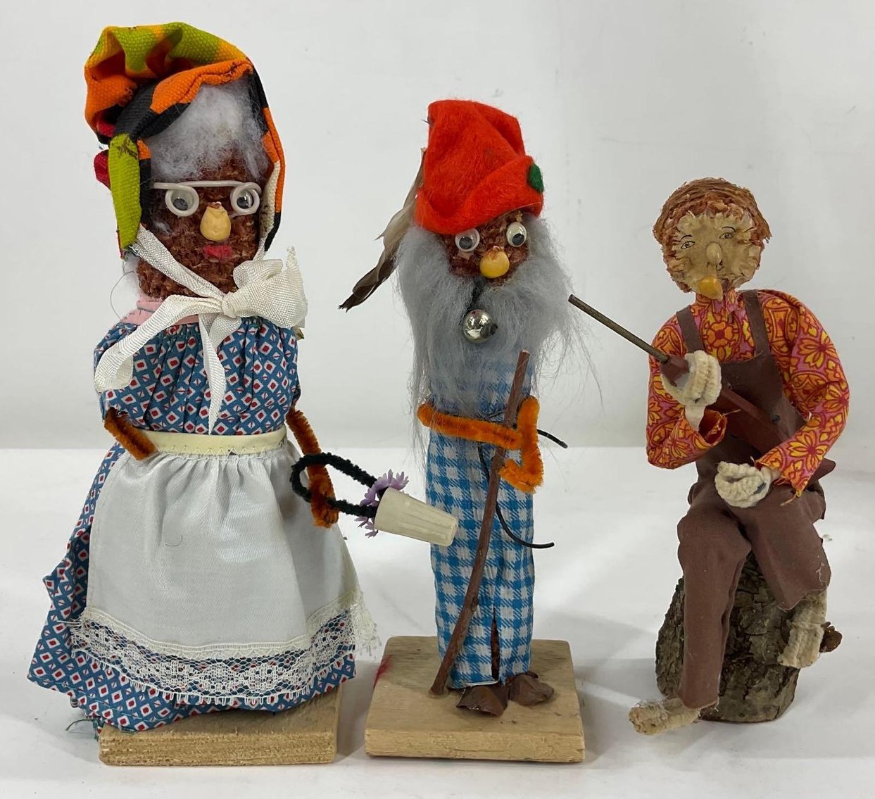 Image for LOT OF DOLLS.